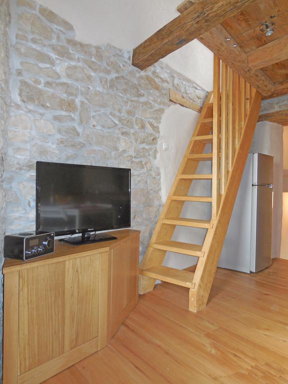 Stone House Apartments Brtonigla Εξωτερικό φωτογραφία
